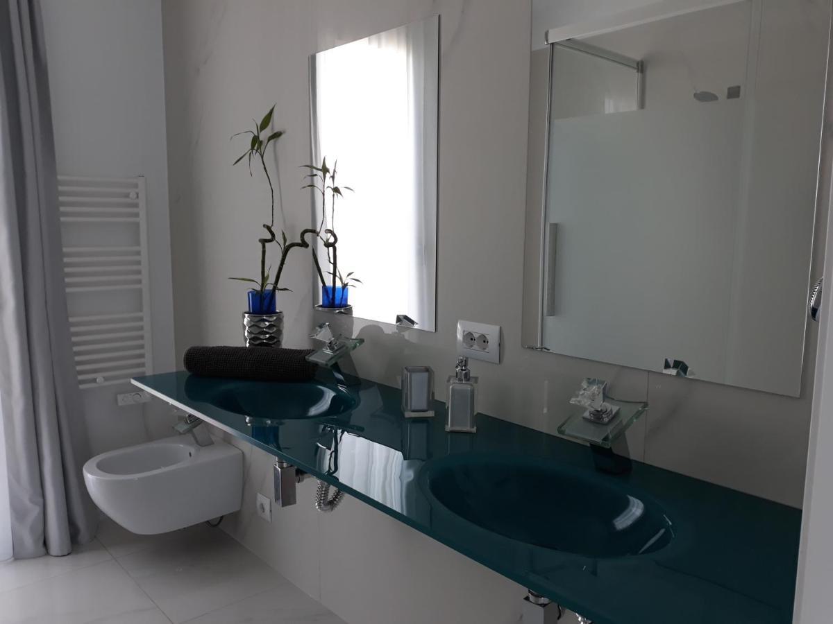 Villa Luxury Paradise Suites Salobreña Dış mekan fotoğraf